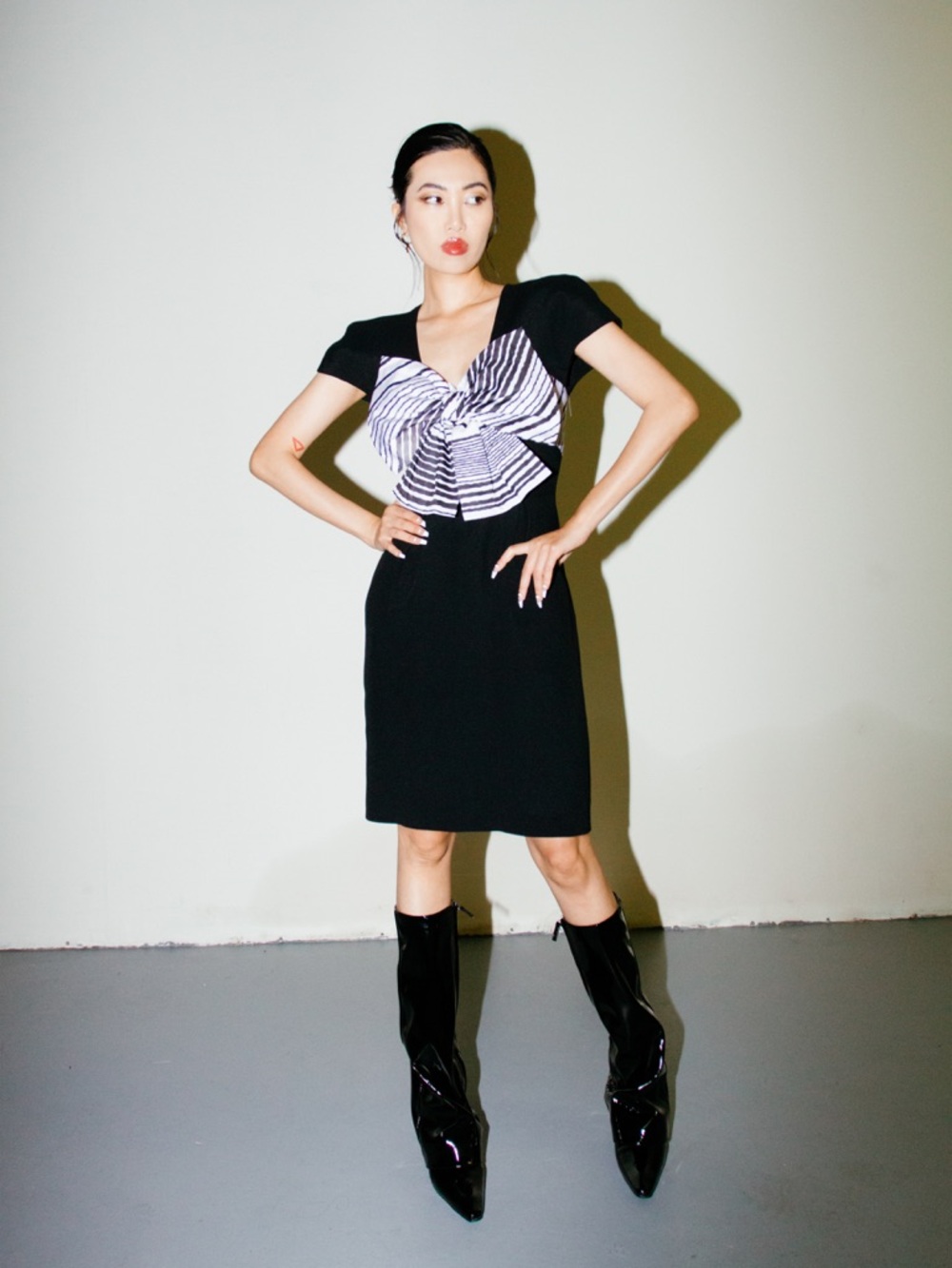 Vintage Victor Costa Big Bow Tie Mini Cocktail Dress